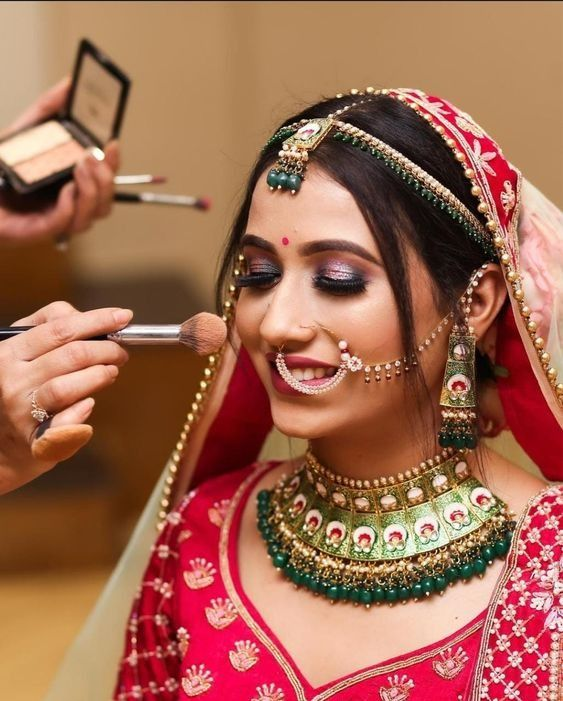 Makeup artistry at MiST